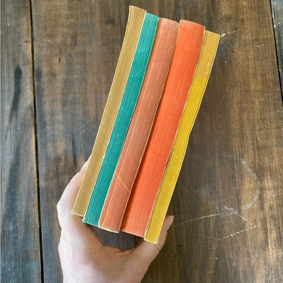 Vintage Lot of Five Books! Medical-Themed - Romance - Rare and Weird Books 1960s - Picture 9 of 15